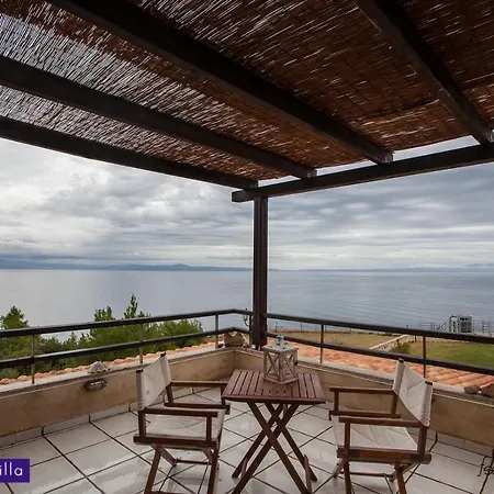 Hidden Gems #feelslikehome Villa