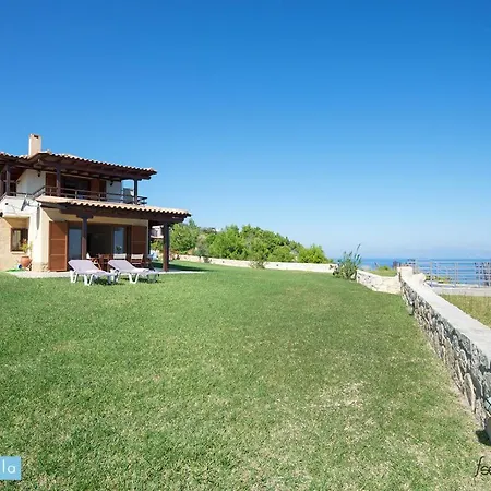 Hidden Gems #feelslikehome Villa