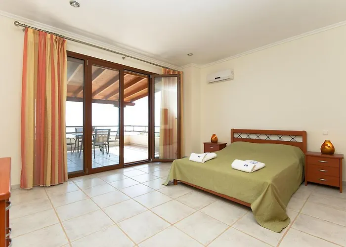 Hidden Gems #feelslikehome Afytos