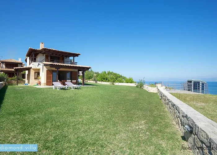 Hidden Gems #feelslikehome Villa