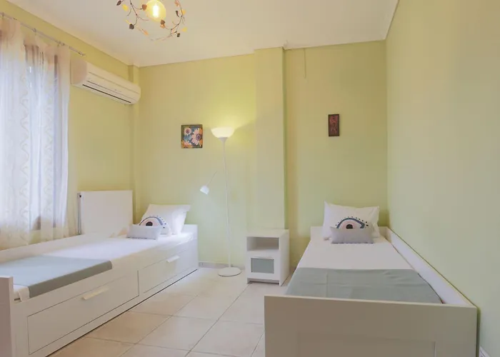 Hidden Gems #feelslikehome Villa