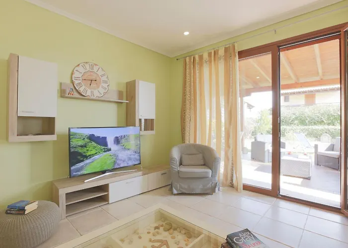 Hidden Gems #feelslikehome Villa