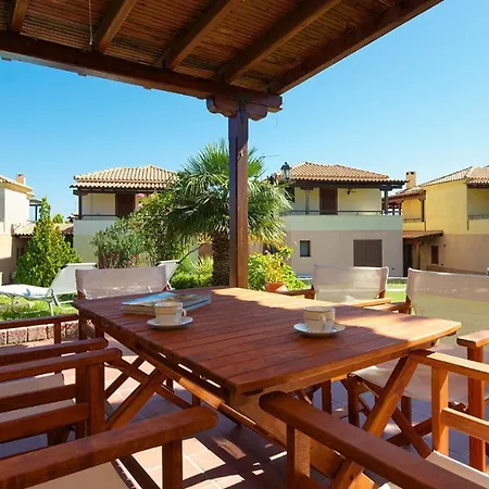 Hidden Gems #feelslikehome Villa Áfitos